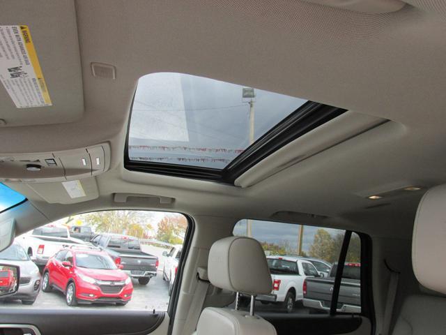 used 2018 GMC Yukon car, priced at $19,389