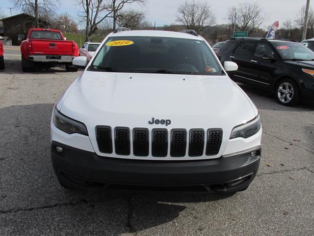 used 2019 Jeep Cherokee car, priced at $11,879