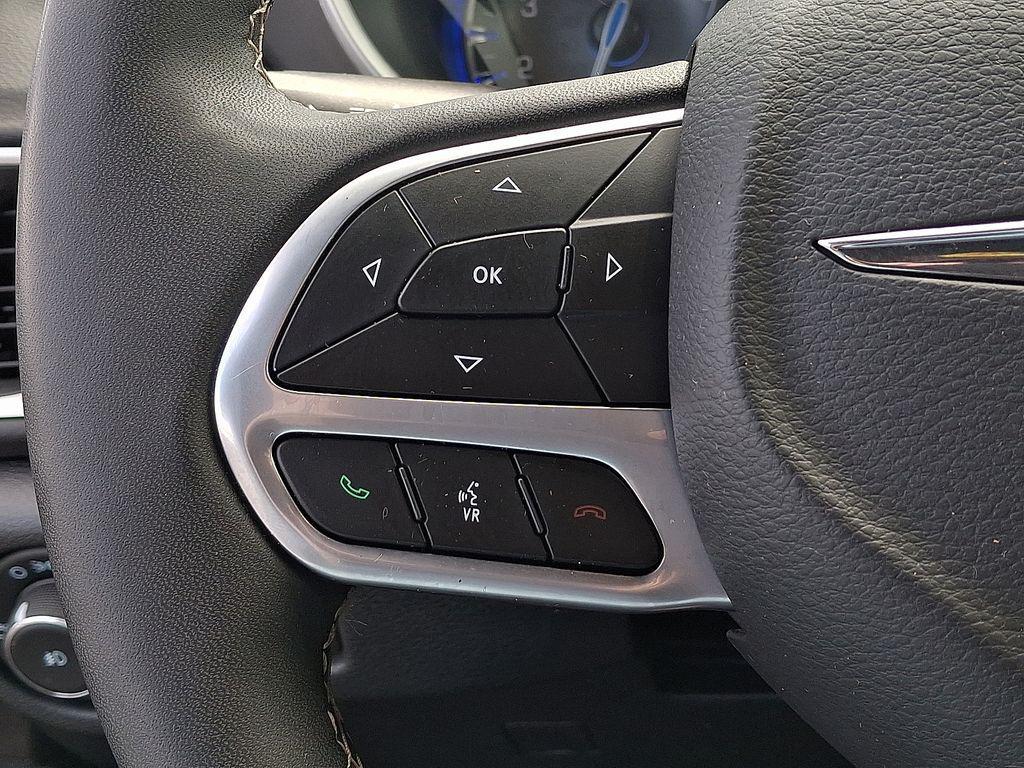 used 2025 Chrysler Pacifica car, priced at $26,961