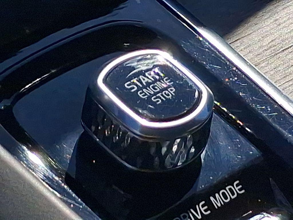 used 2021 Volvo XC60 car, priced at $21,955