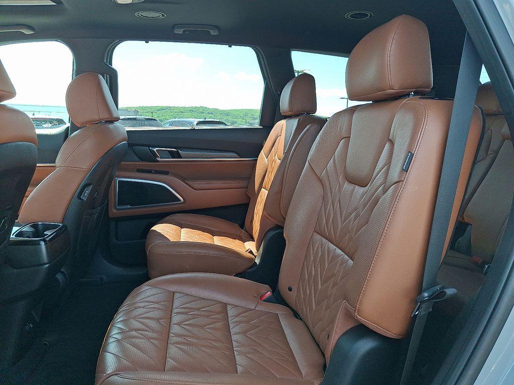 used 2023 Kia Telluride car, priced at $36,699