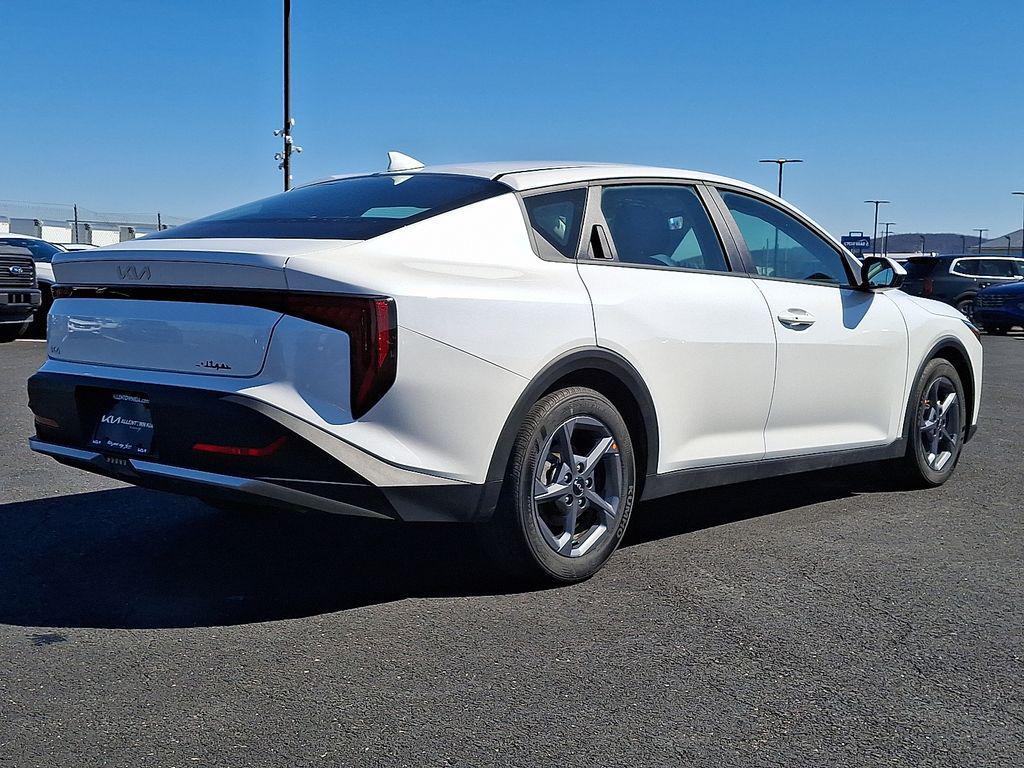 used 2025 Kia K4 car, priced at $22,000