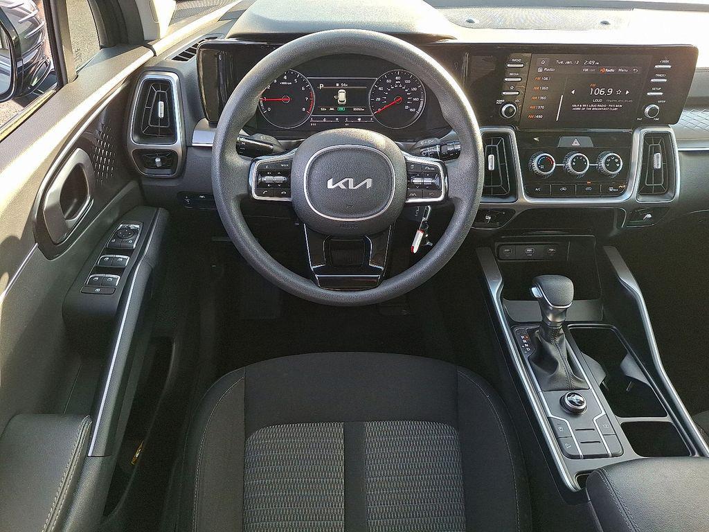 used 2022 Kia Sorento car, priced at $19,494