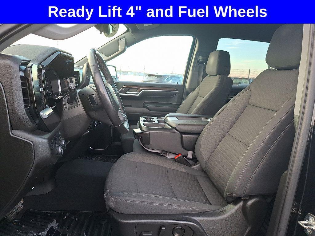 used 2022 Chevrolet Silverado 1500 car, priced at $37,899