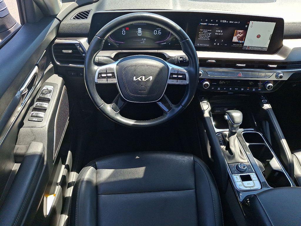 used 2024 Kia Telluride car, priced at $33,998
