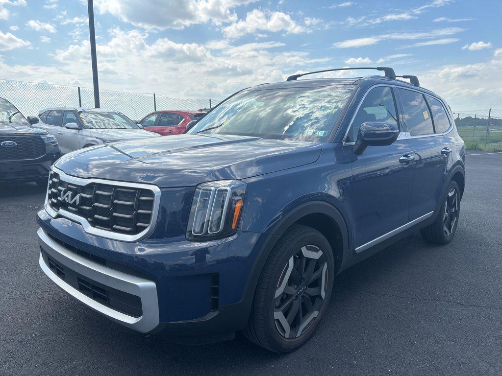 used 2024 Kia Telluride car, priced at $34,489