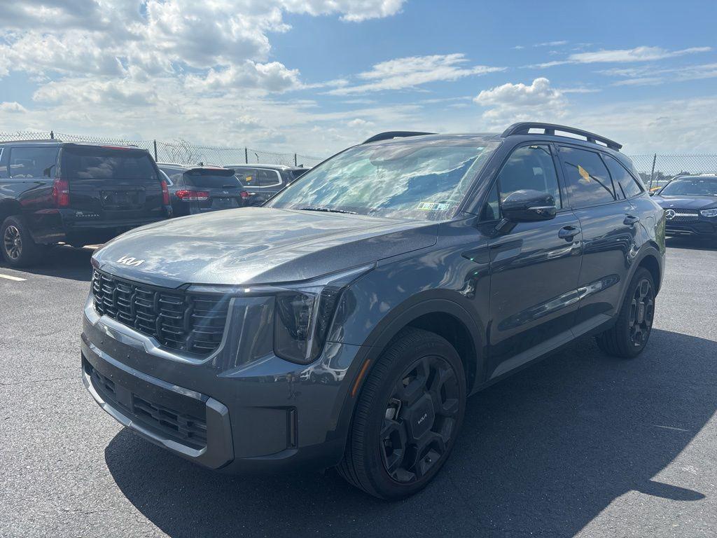 used 2024 Kia Sorento car, priced at $35,131