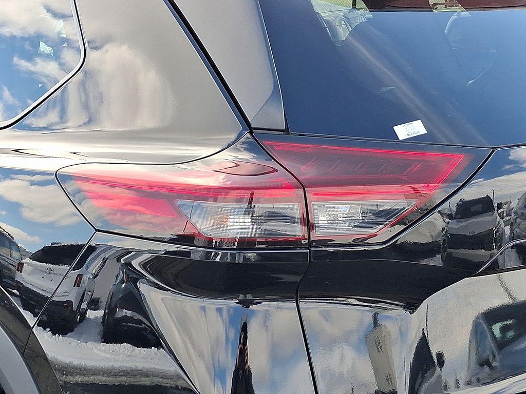 used 2024 Nissan Rogue car, priced at $20,185