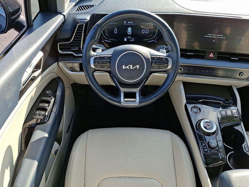 used 2023 Kia Sportage Hybrid car, priced at $20,466