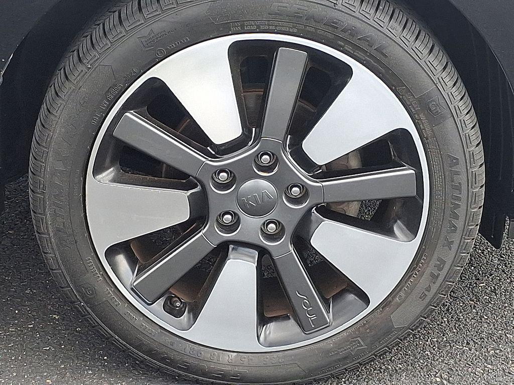 used 2016 Kia Soul car, priced at $6,999