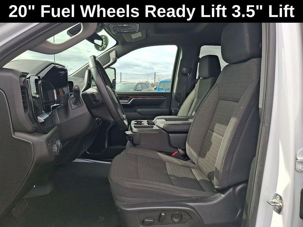 used 2025 Chevrolet Silverado 2500 car, priced at $58,998