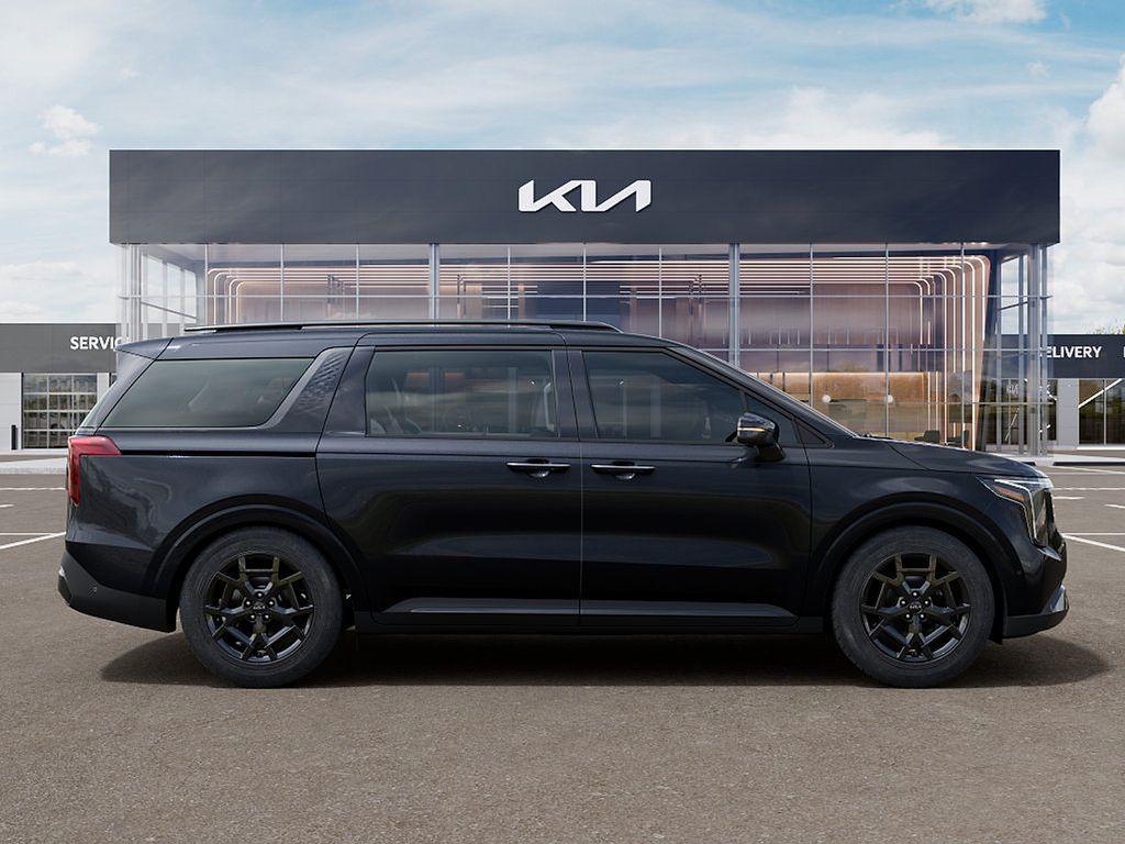 new 2026 Kia Carnival Hybrid car, priced at $55,035
