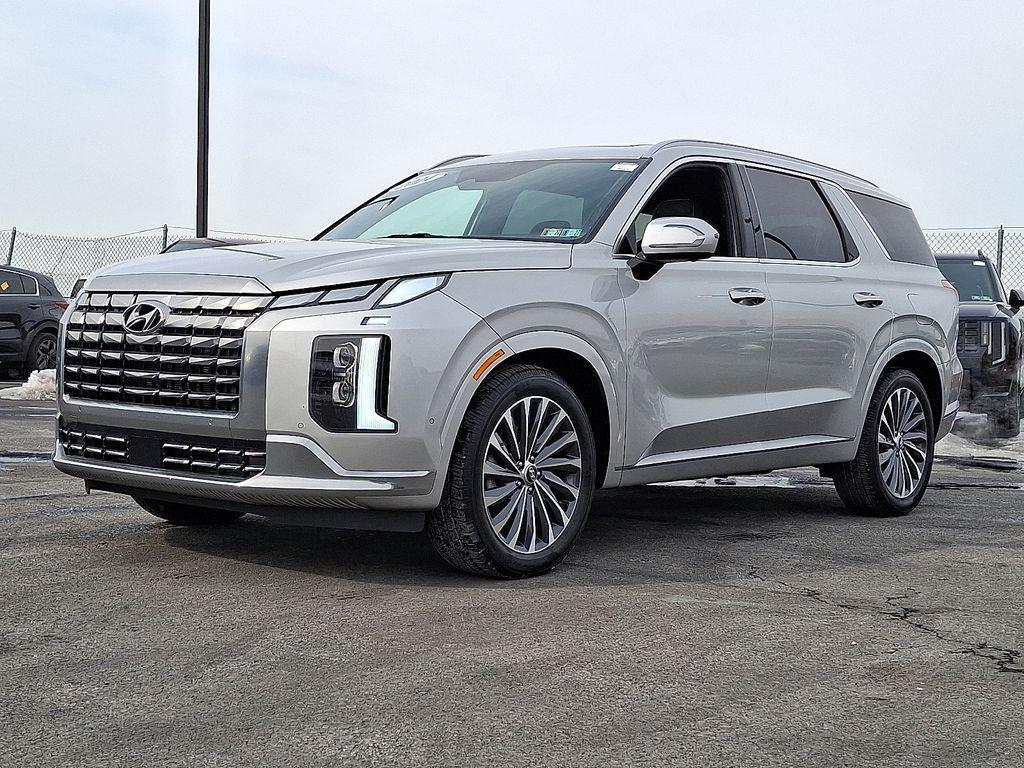 used 2024 Hyundai Palisade car, priced at $38,748