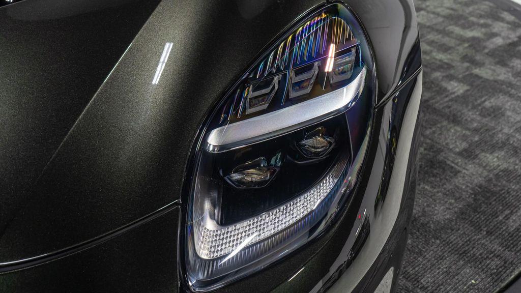 used 2025 Aston Martin Vanquish car, priced at $459,000