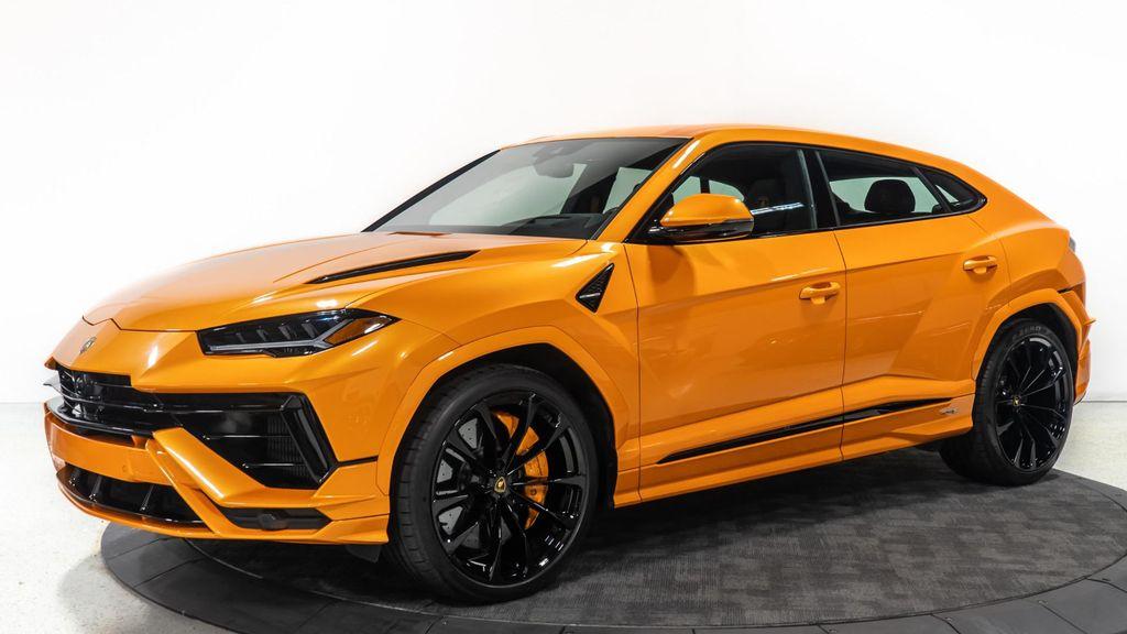 used 2023 Lamborghini Urus car, priced at $246,900