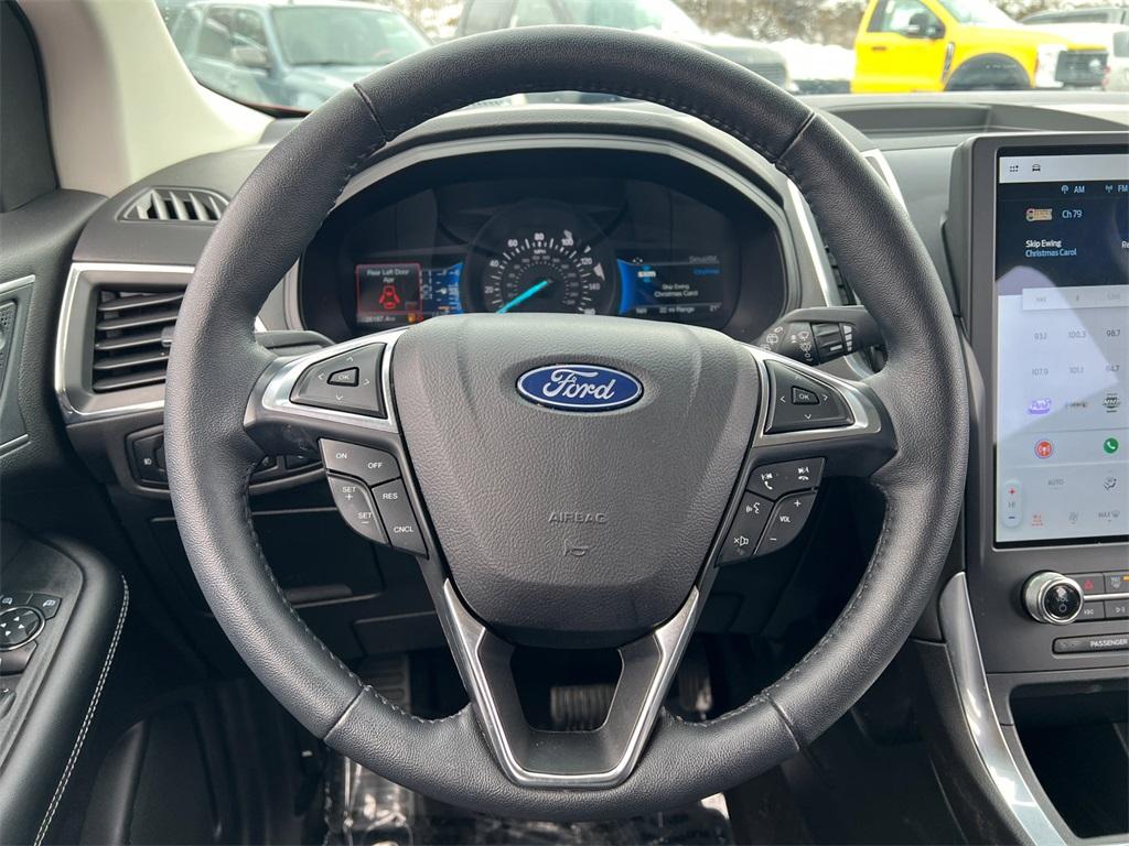 used 2024 Ford Edge car, priced at $32,000