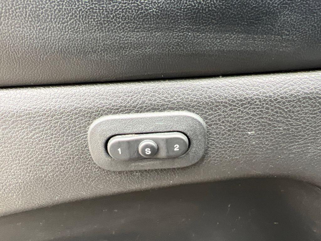 used 2017 Jeep Grand Cherokee car, priced at $13,500