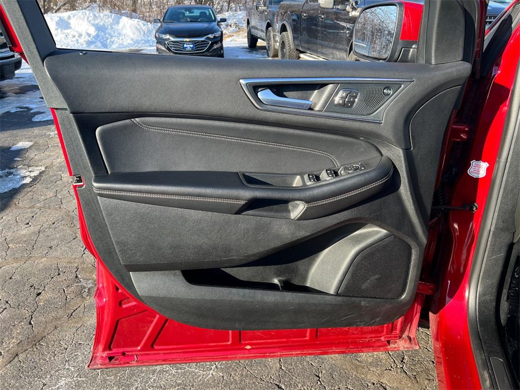 used 2024 Ford Edge car, priced at $27,000