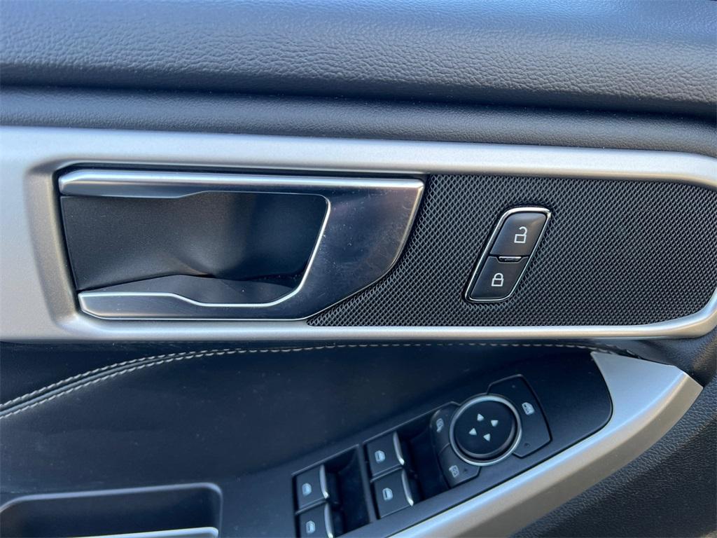 used 2020 Ford Explorer car, priced at $22,500