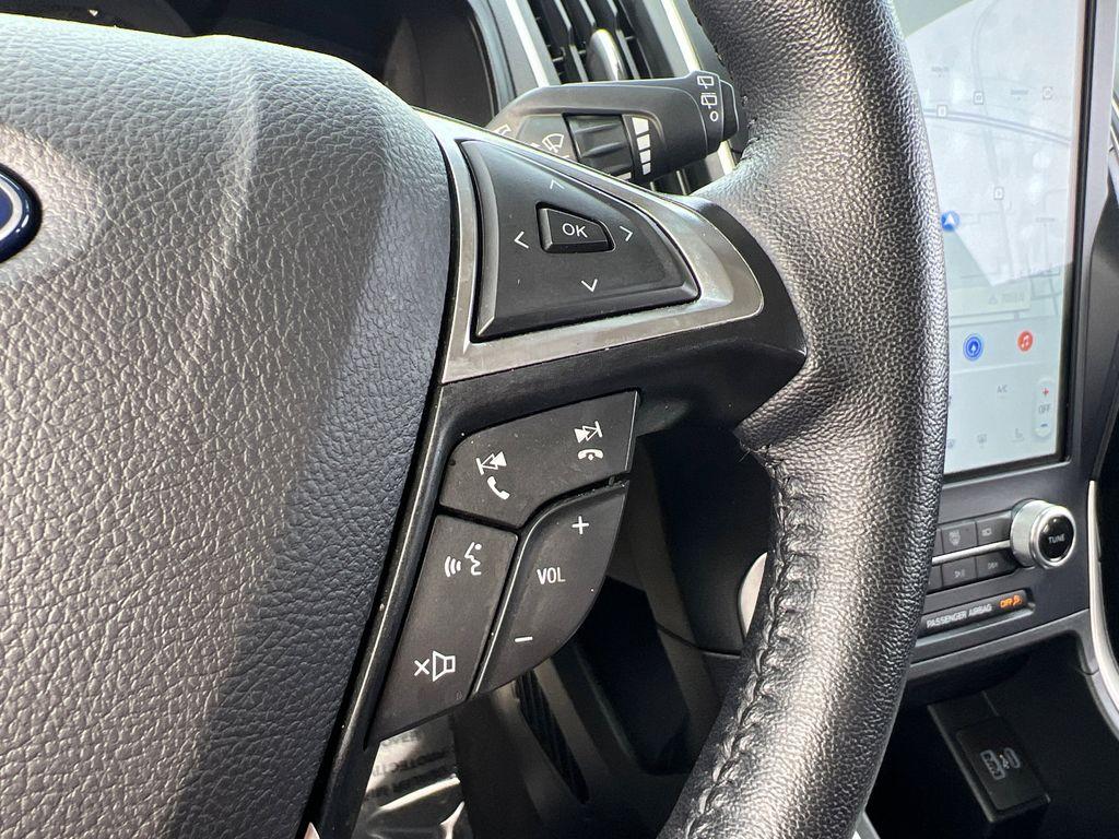 used 2024 Ford Edge car, priced at $26,500