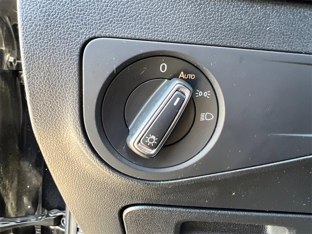 used 2024 Volkswagen Tiguan car, priced at $21,000