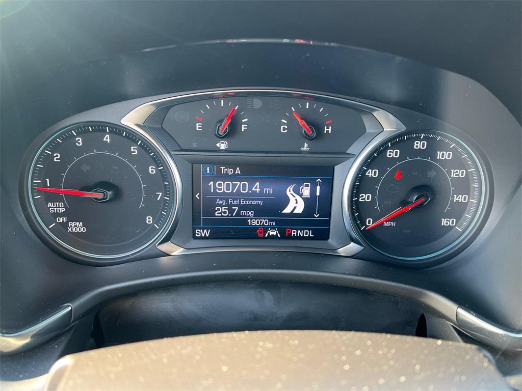 used 2024 Chevrolet Equinox car, priced at $27,500