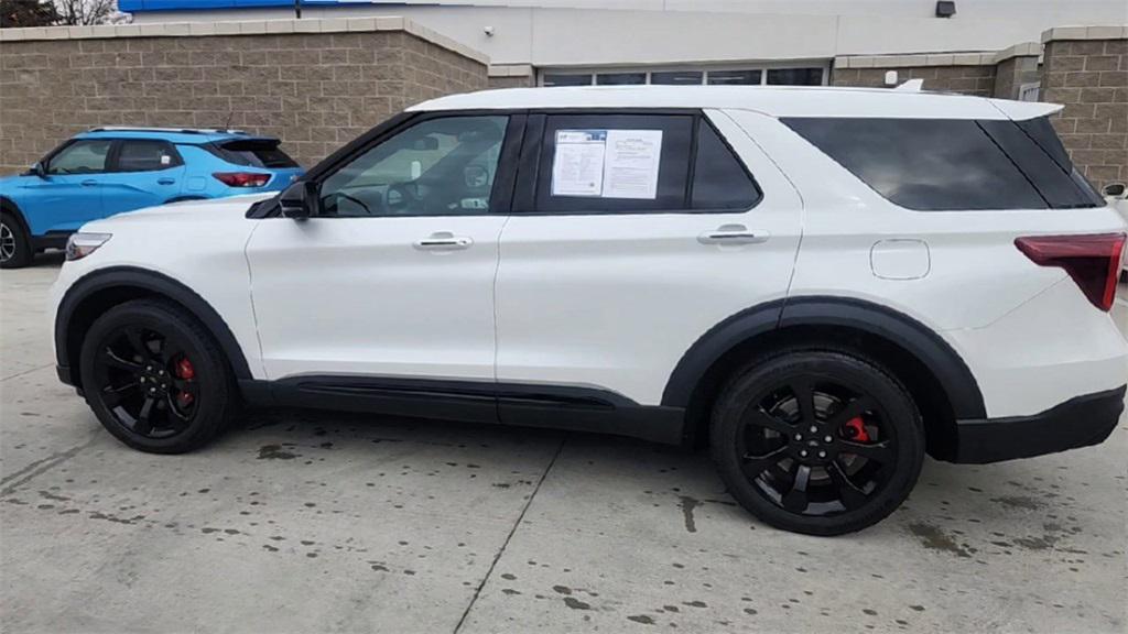 used 2022 Ford Explorer car, priced at $37,399