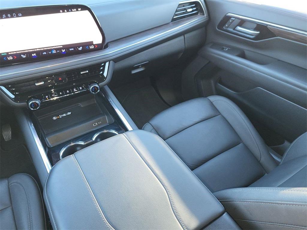 used 2025 Chevrolet Suburban car, priced at $69,494