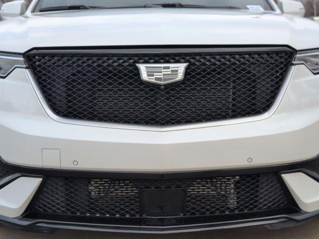 used 2024 Cadillac XT6 car, priced at $51,724