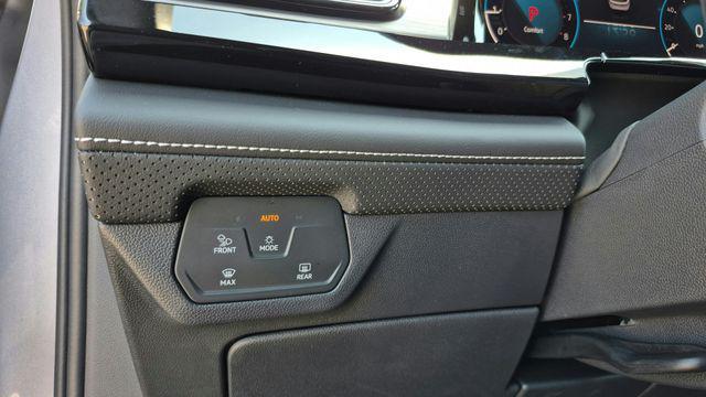 new 2026 Volkswagen Atlas Cross Sport car, priced at $42,268