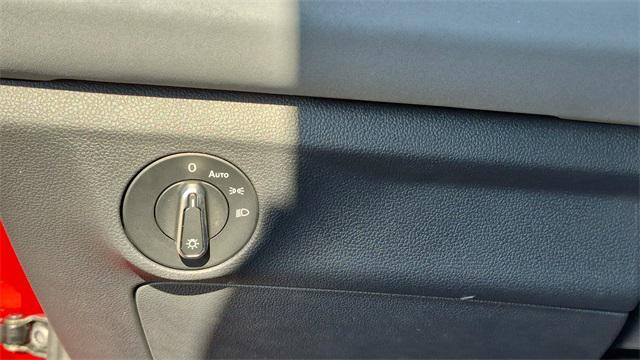 new 2025 Volkswagen Jetta car, priced at $25,194