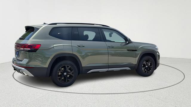new 2026 Volkswagen Atlas car, priced at $46,089