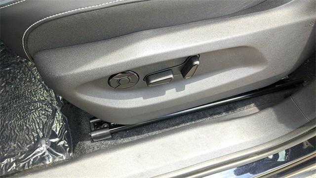 used 2025 Volkswagen Tiguan car, priced at $32,800