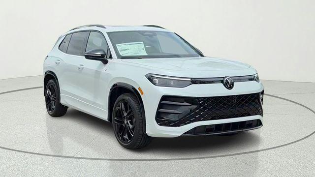 new 2026 Volkswagen Tiguan car, priced at $36,602