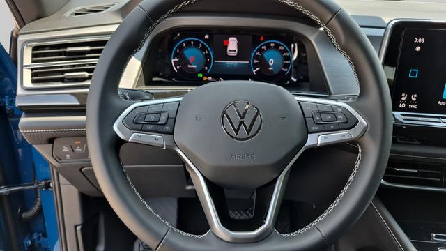 new 2026 Volkswagen Atlas Cross Sport car, priced at $42,779