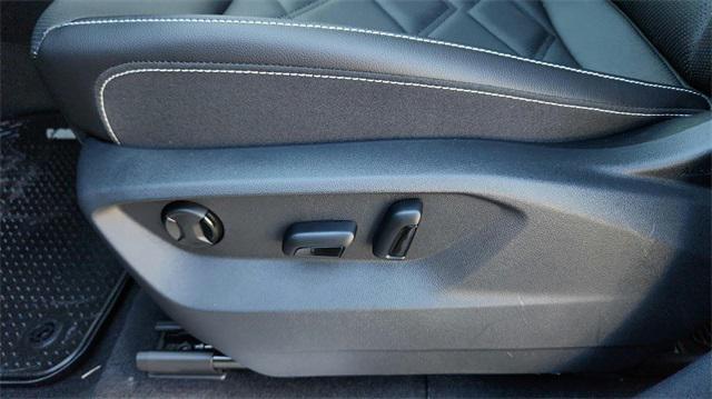 new 2025 Volkswagen Atlas car, priced at $38,339