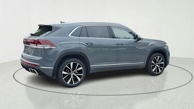 new 2026 Volkswagen Atlas Cross Sport car, priced at $52,197
