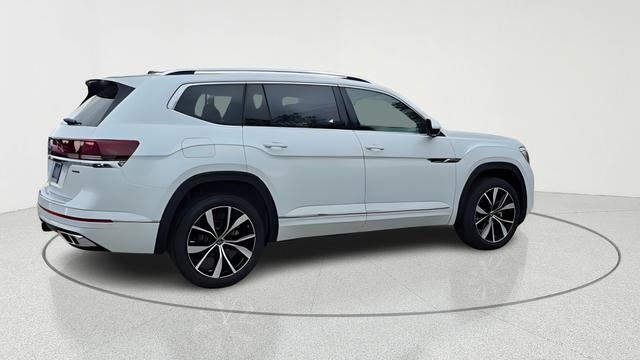 new 2026 Volkswagen Atlas car, priced at $52,880