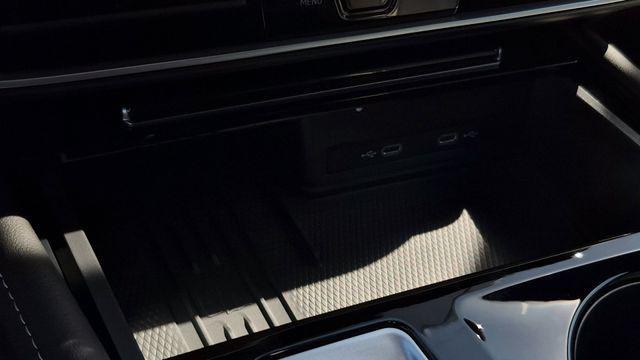 new 2026 Volkswagen Atlas Cross Sport car, priced at $51,760