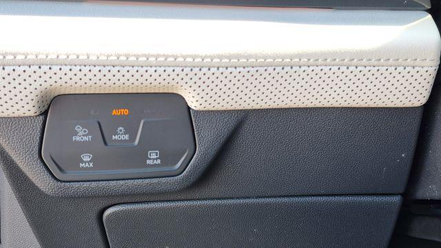 new 2026 Volkswagen Atlas Cross Sport car, priced at $51,760