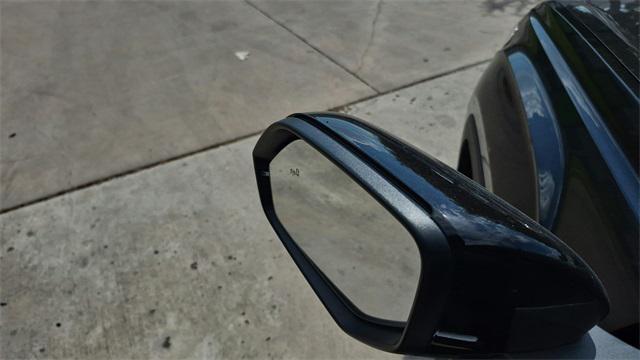 new 2026 Volkswagen Atlas car, priced at $43,783