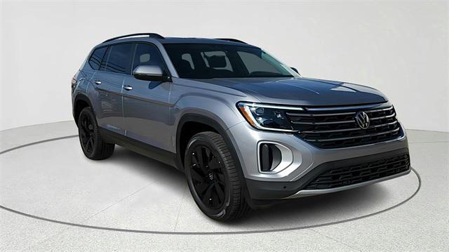 used 2025 Volkswagen Atlas car, priced at $43,716