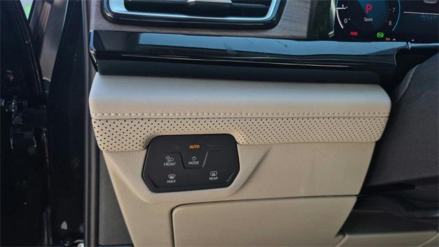 new 2026 Volkswagen Atlas car, priced at $37,036