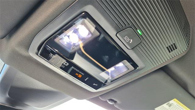 new 2025 Volkswagen Atlas Cross Sport car, priced at $38,436