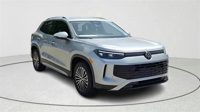 new 2025 Volkswagen Tiguan car, priced at $26,199