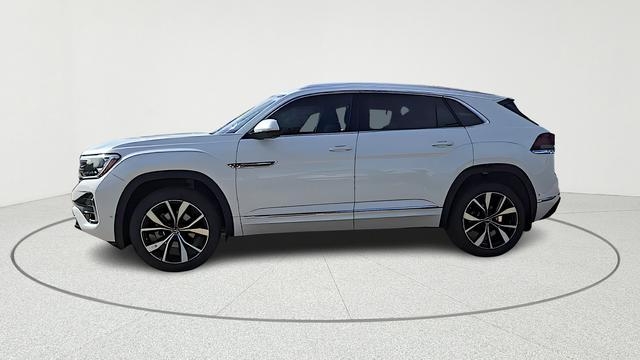 new 2026 Volkswagen Atlas Cross Sport car, priced at $50,351