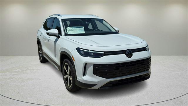 new 2025 Volkswagen Tiguan car, priced at $30,977
