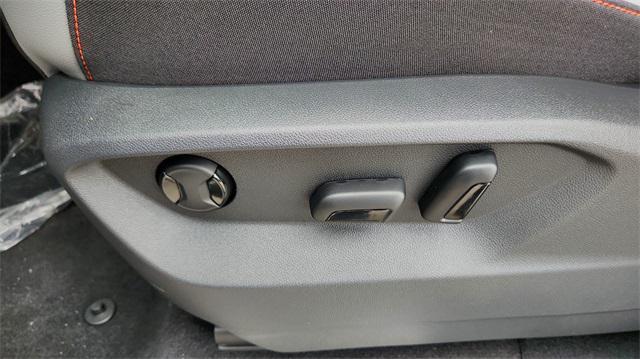 new 2025 Volkswagen Atlas car, priced at $41,577