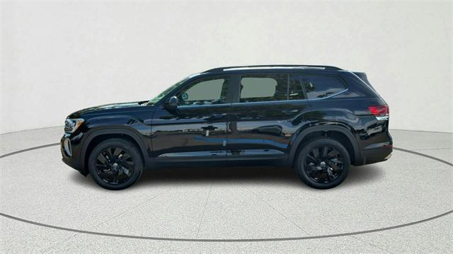 new 2026 Volkswagen Atlas car, priced at $43,185