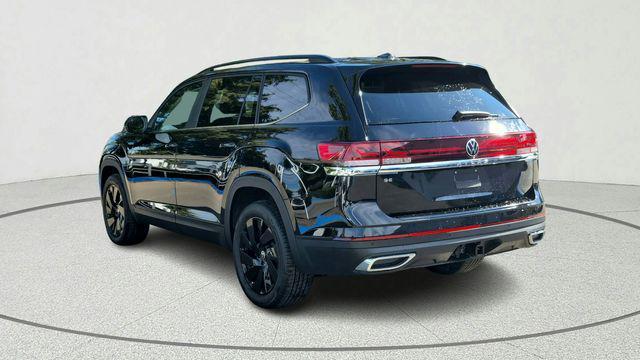 new 2026 Volkswagen Atlas car, priced at $45,185